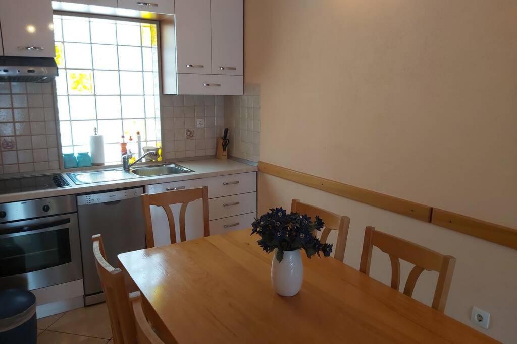 Marusici  Beautiful Apartment 80 M From The Sea מראה חיצוני תמונה